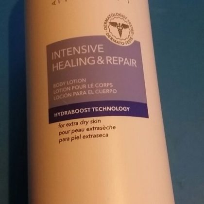 Moisture Therapy Intensive Healing and Repair Body Lotion