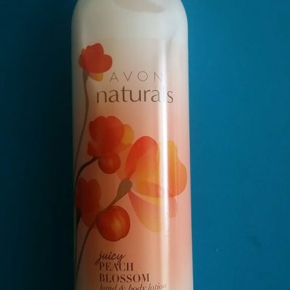 Naturals Juicy Peach Blossom hand and Body lotion