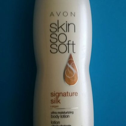Skin So Soft Signature Silk plus argan ultra moisturizing Body Lotion